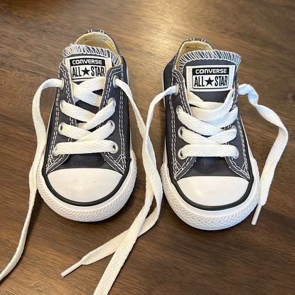 Converse Other - Baby Converse Chuck Taylor, size 4